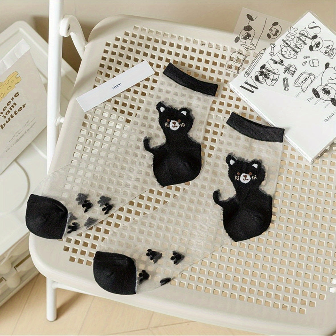 Niedliche Socken mit Cartoon-Katzen-Print