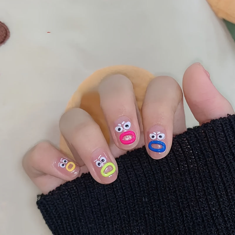 Nagelkunstaufkleber mit lustigem Ausdrucksdesign